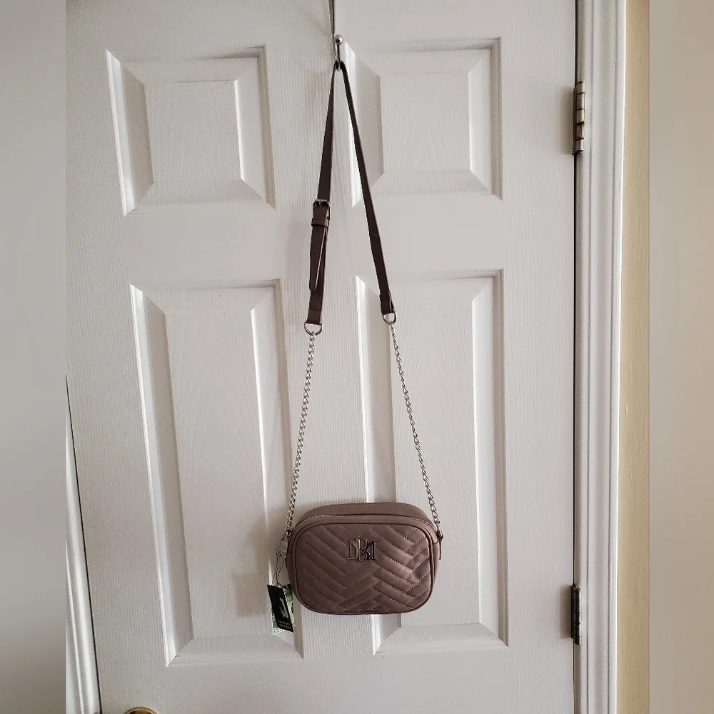 Badgley Mischka Camera bag with slip pocket in Taupe Vegan Leather